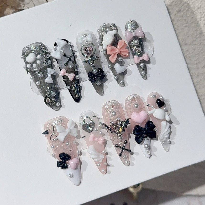 Jirai Y2K Spice Girl Black Pin - đánh giá và giá Nail Art Pink